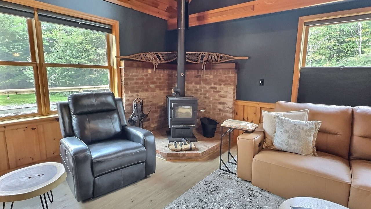 Photo of Livingroom in Ellicottville