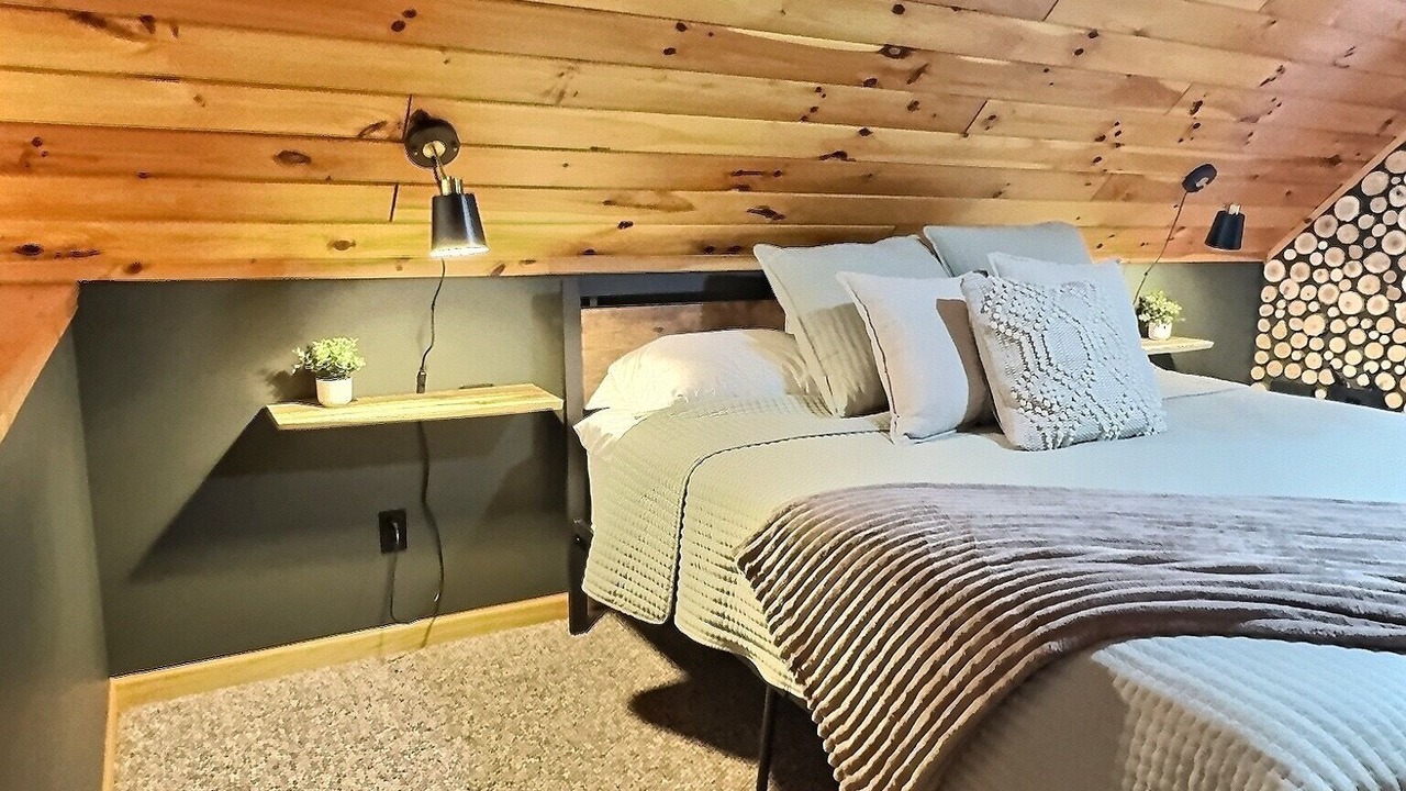 Photo of Bedroom in Ellicottville