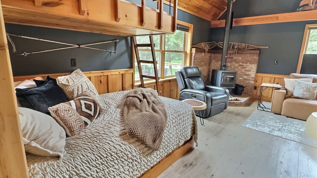 Photo of Bedroom in Ellicottville