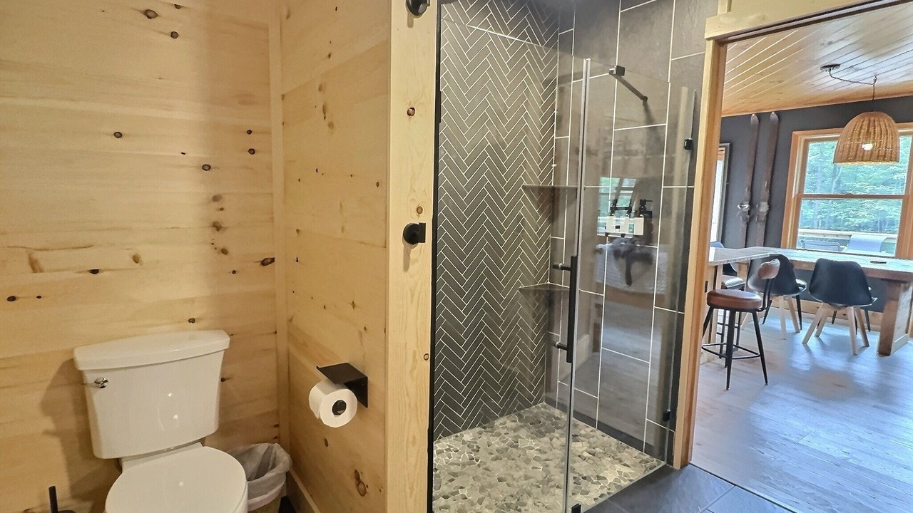 Photo of Bathroom in Ellicottville