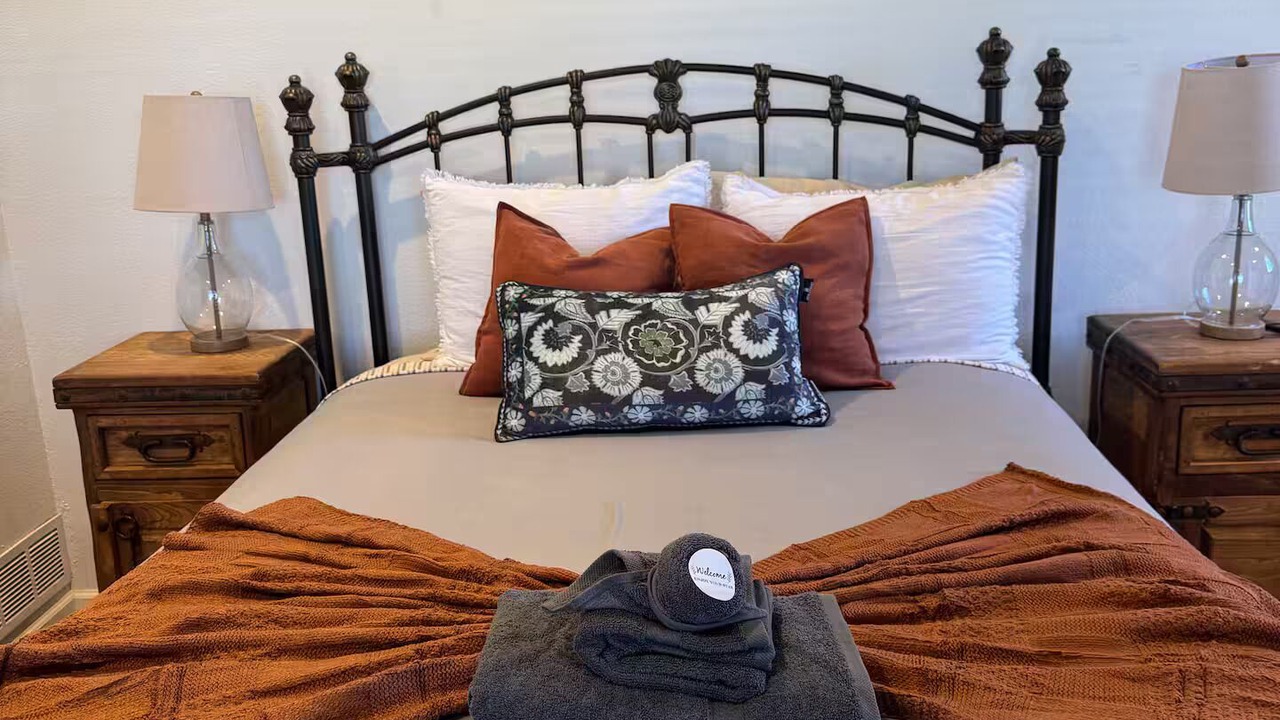 Photo of Bedroom in Era