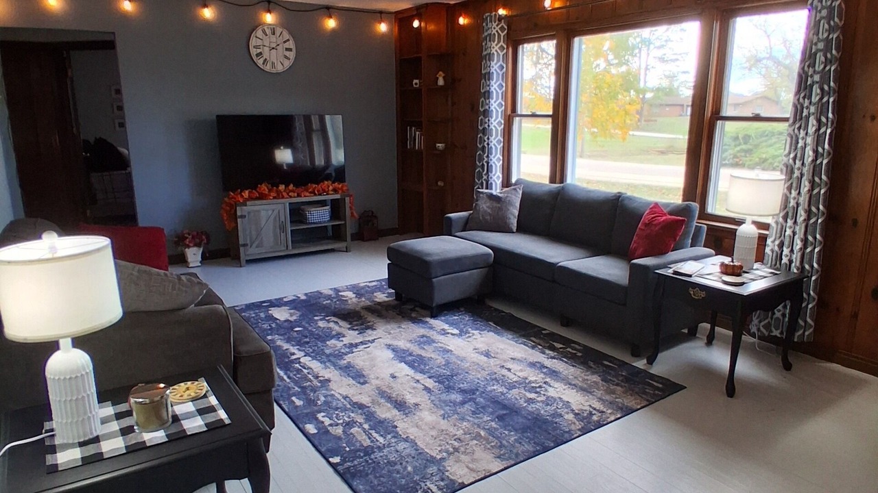 Photo of Livingroom in Farmington