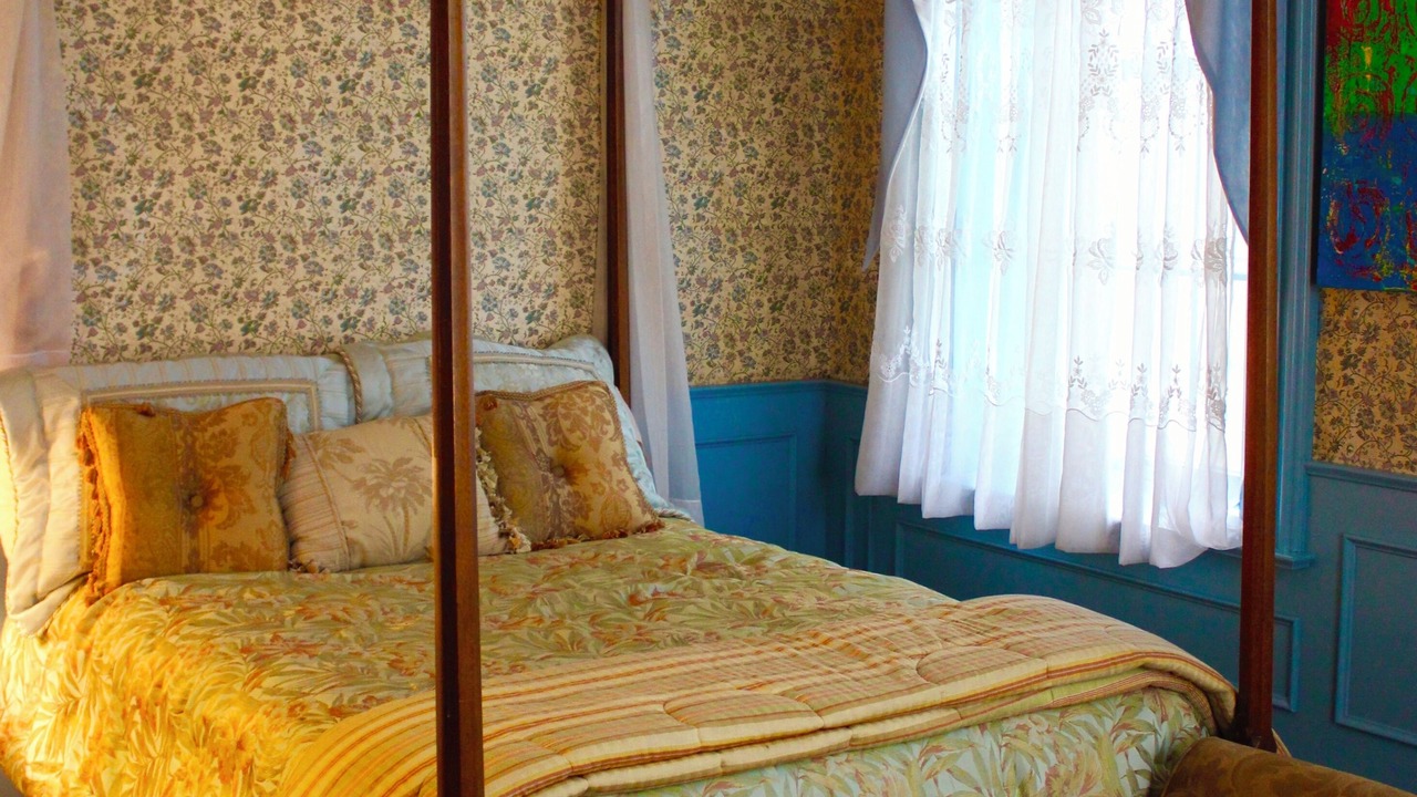 Photo of Bedroom in Cambria