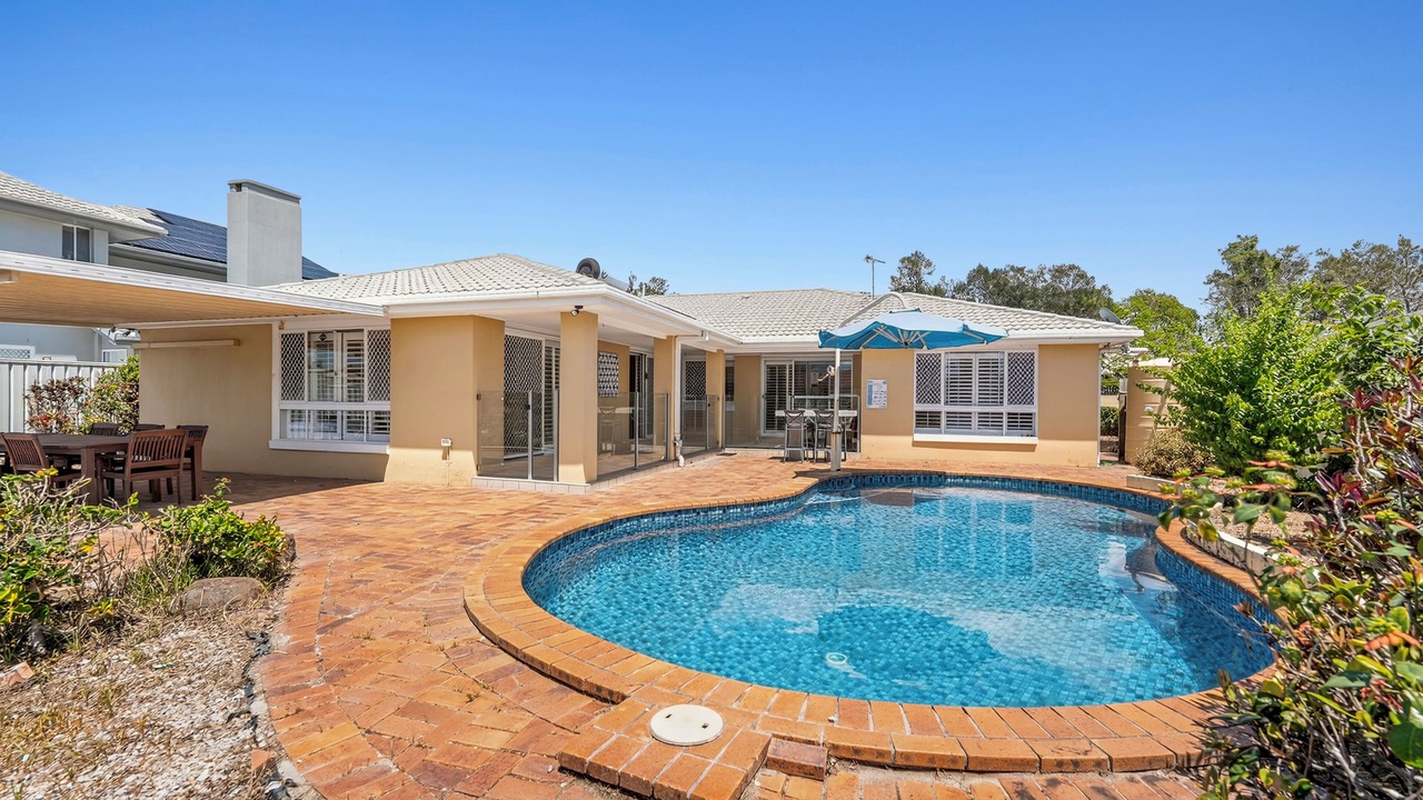 Photo of Outdoor in Mermaid Waters