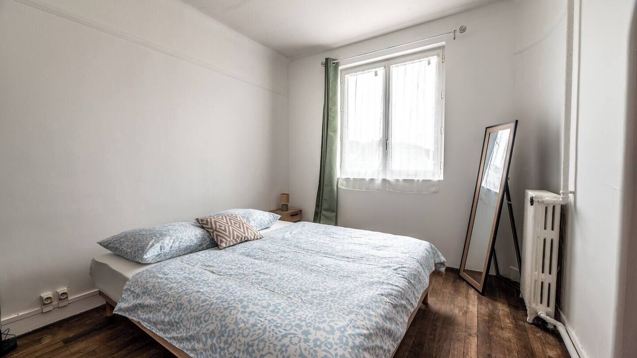 Photo of Bedroom in Graville