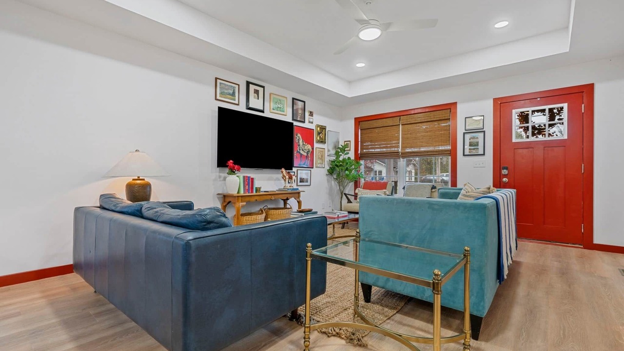 Photo of Livingroom in Scottsville
