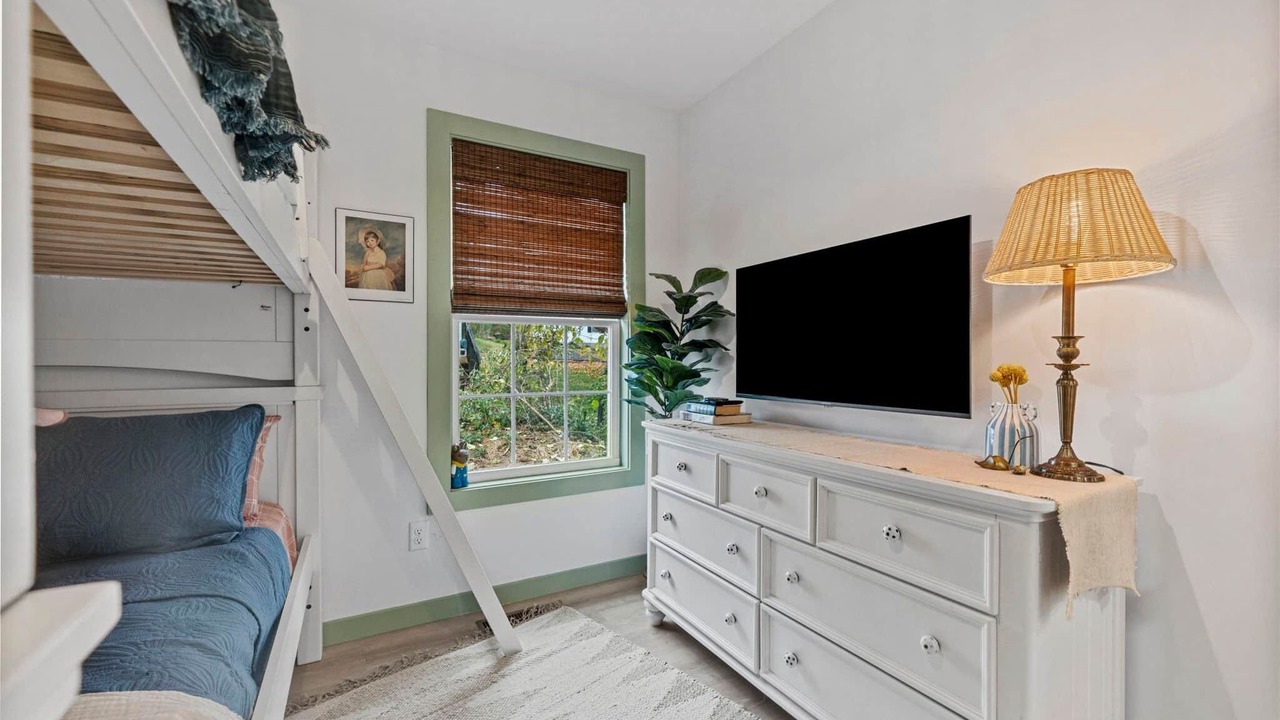 Photo of Bedroom in Scottsville