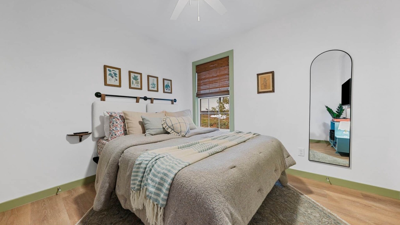 Photo of Bedroom in Scottsville
