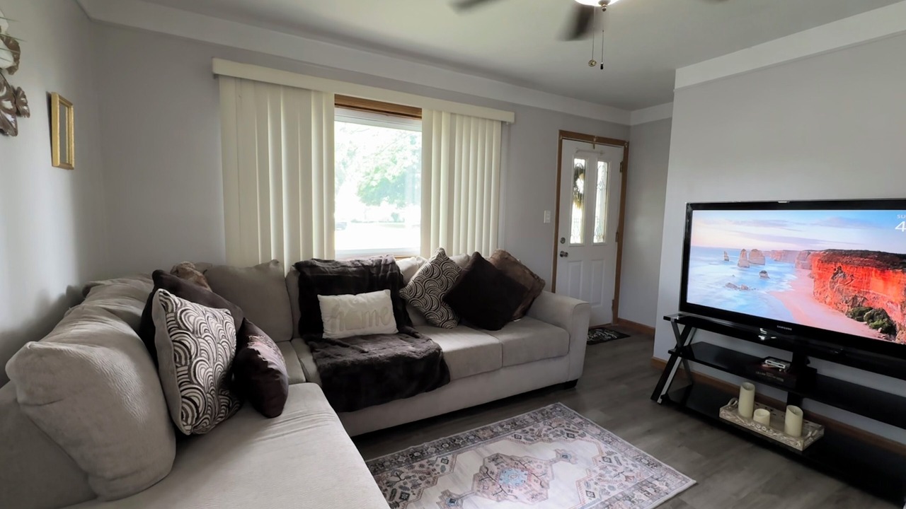 Photo of Livingroom in Auburn Hills