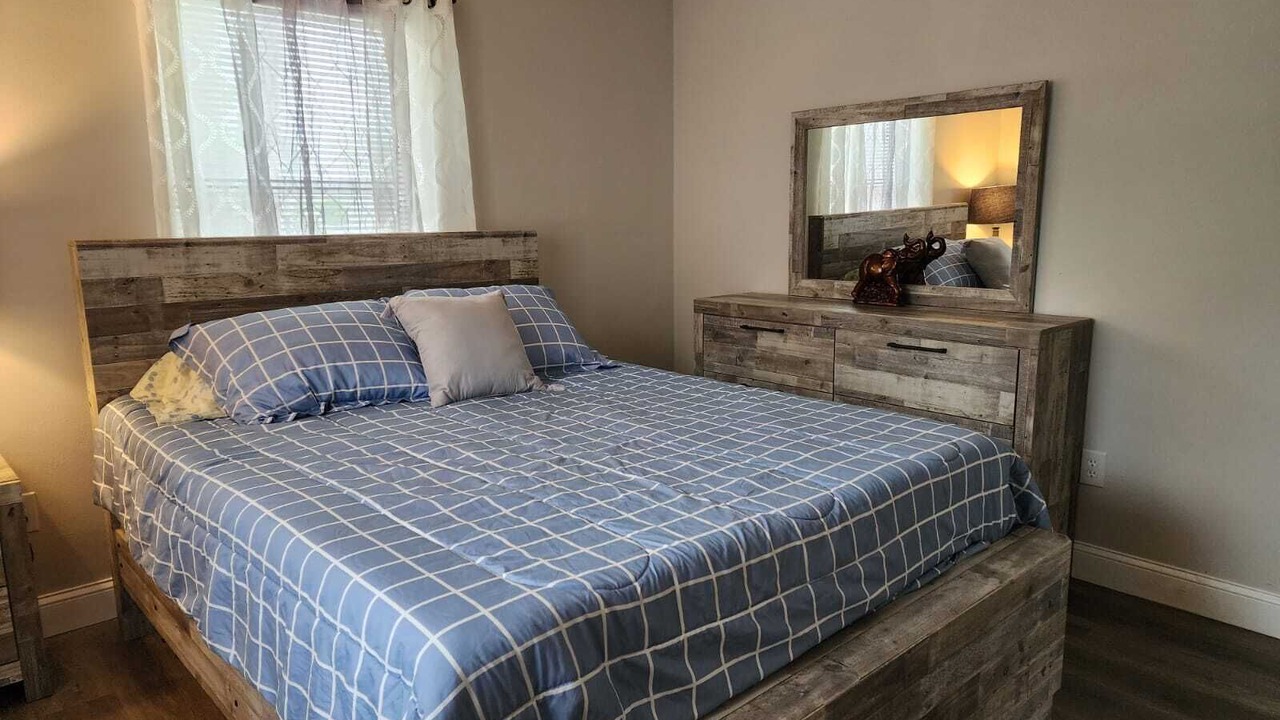 Photo of Bedroom in Titusville