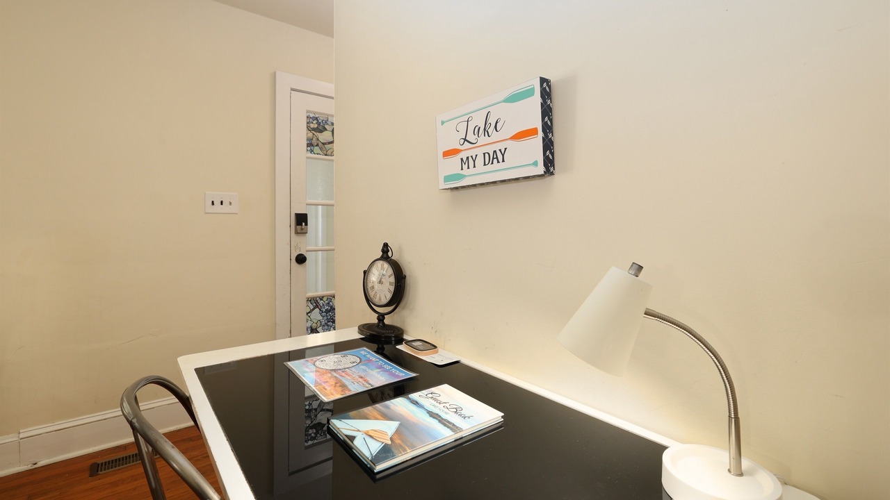 Photo of Bedroom in Bahama