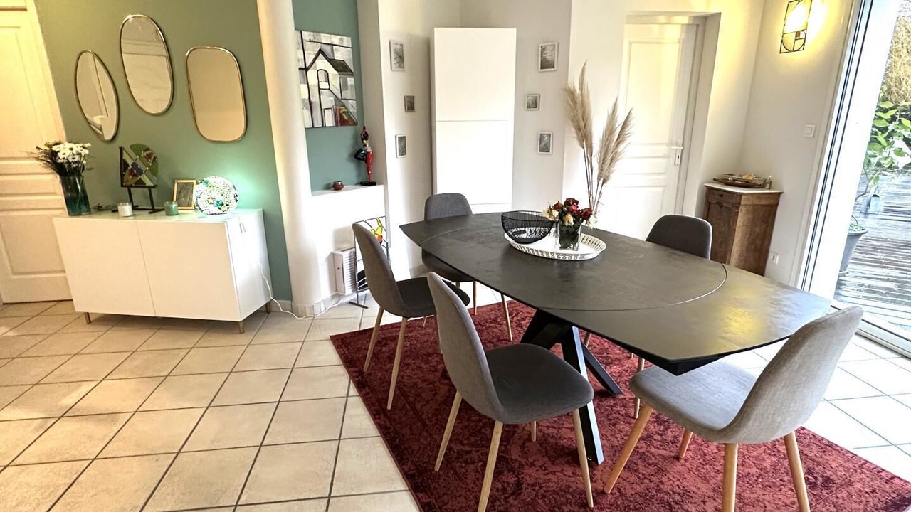 Photo of Others in Dax