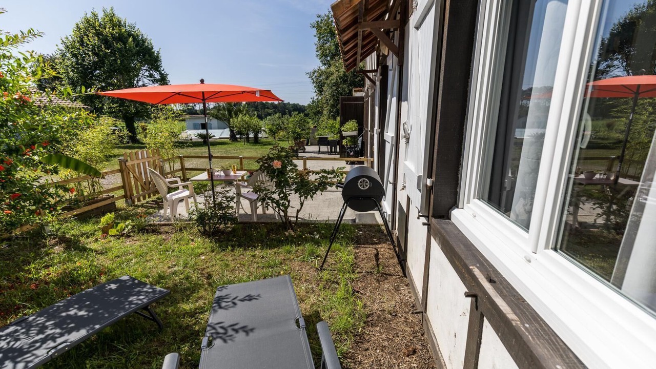 Photo of Outdoor in Hinx