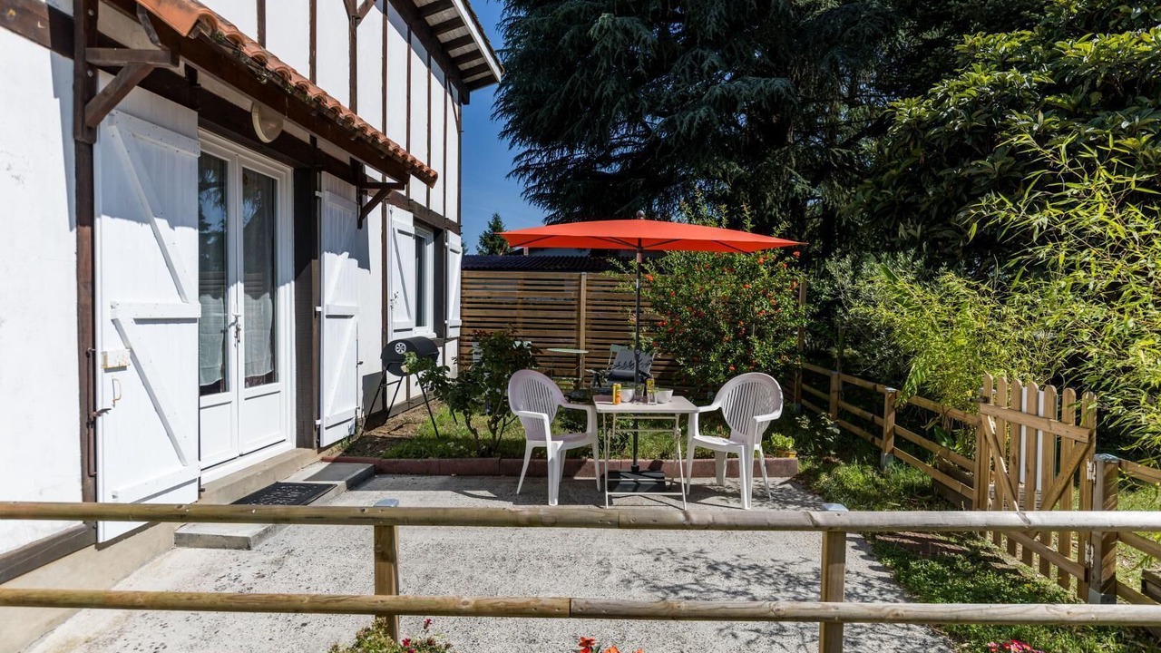 Photo of Patio Balcony in Hinx