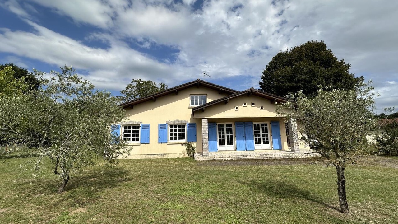 Photo of Outdoor in Arjuzanx