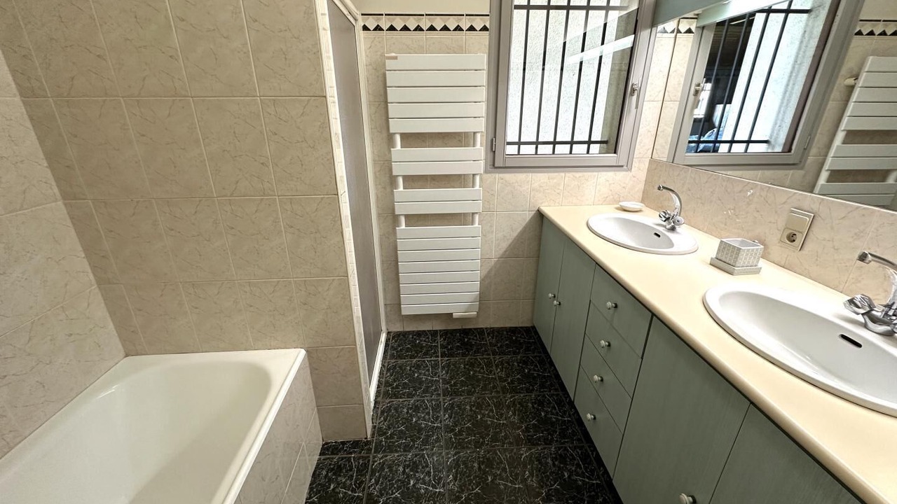 Photo of Bathroom in Castets