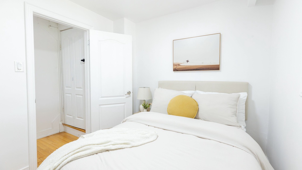 Photo of Bedroom in Mississauga