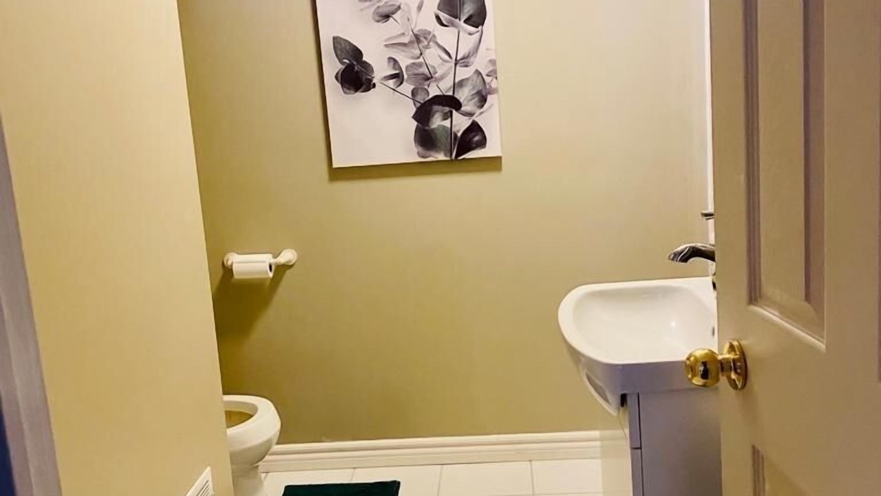 Photo of Bathroom in Crowes Landing
