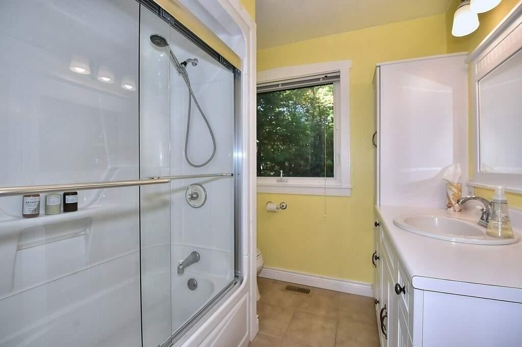Photo of Bathroom in Crowes Landing