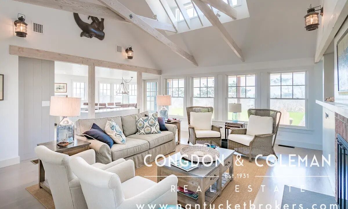 Photo of Others in Surfside