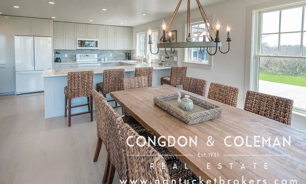 Photo of Others in Surfside