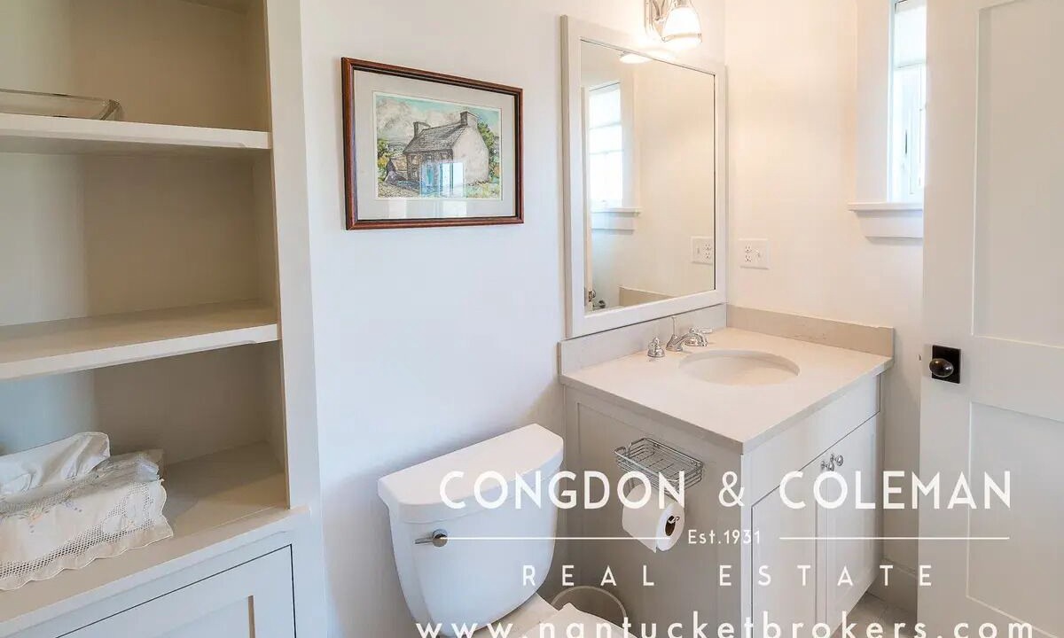 Photo of Bathroom in Surfside