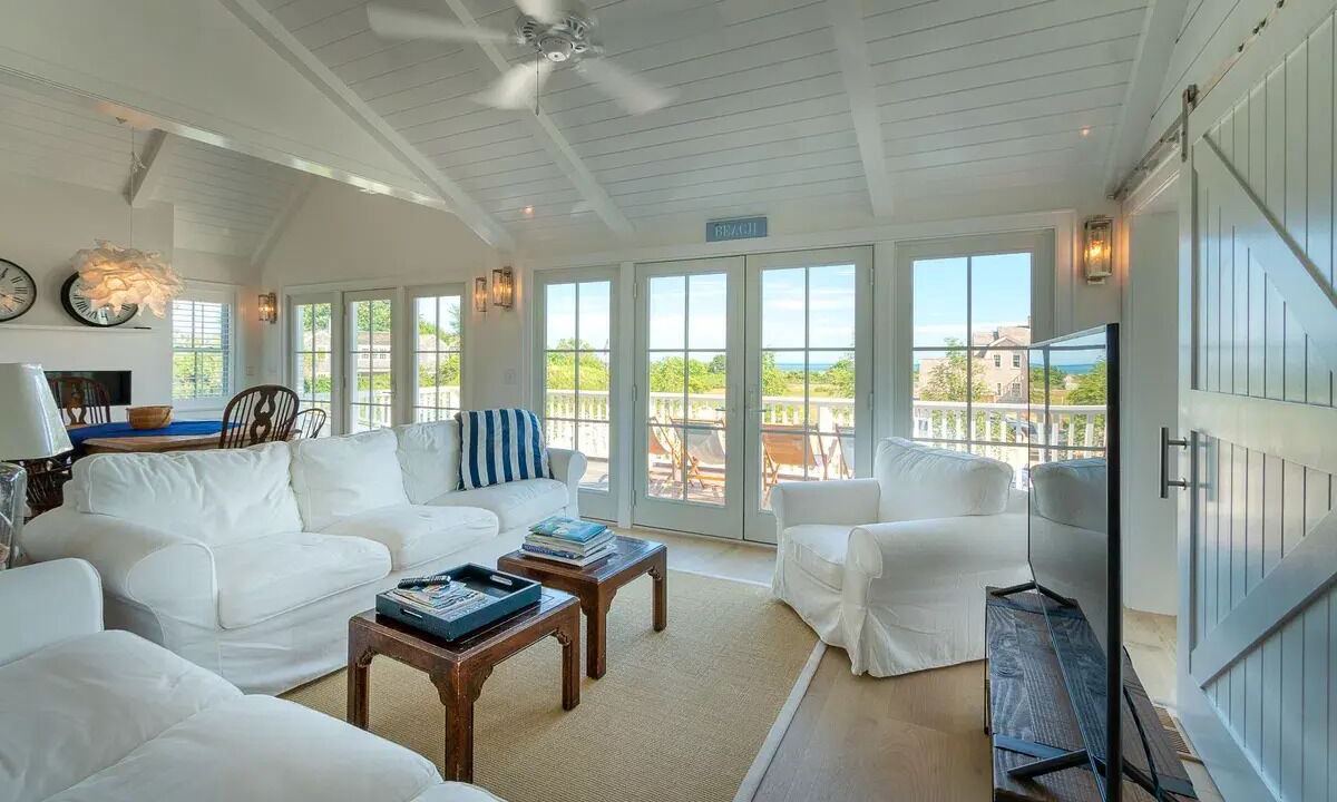 Photo of Livingroom in Siasconset