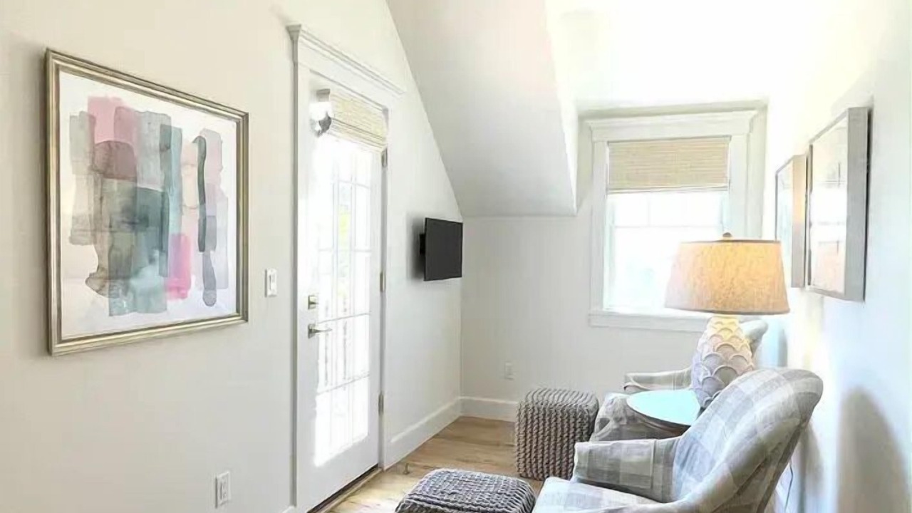 Photo of Livingroom in Nantucket Town