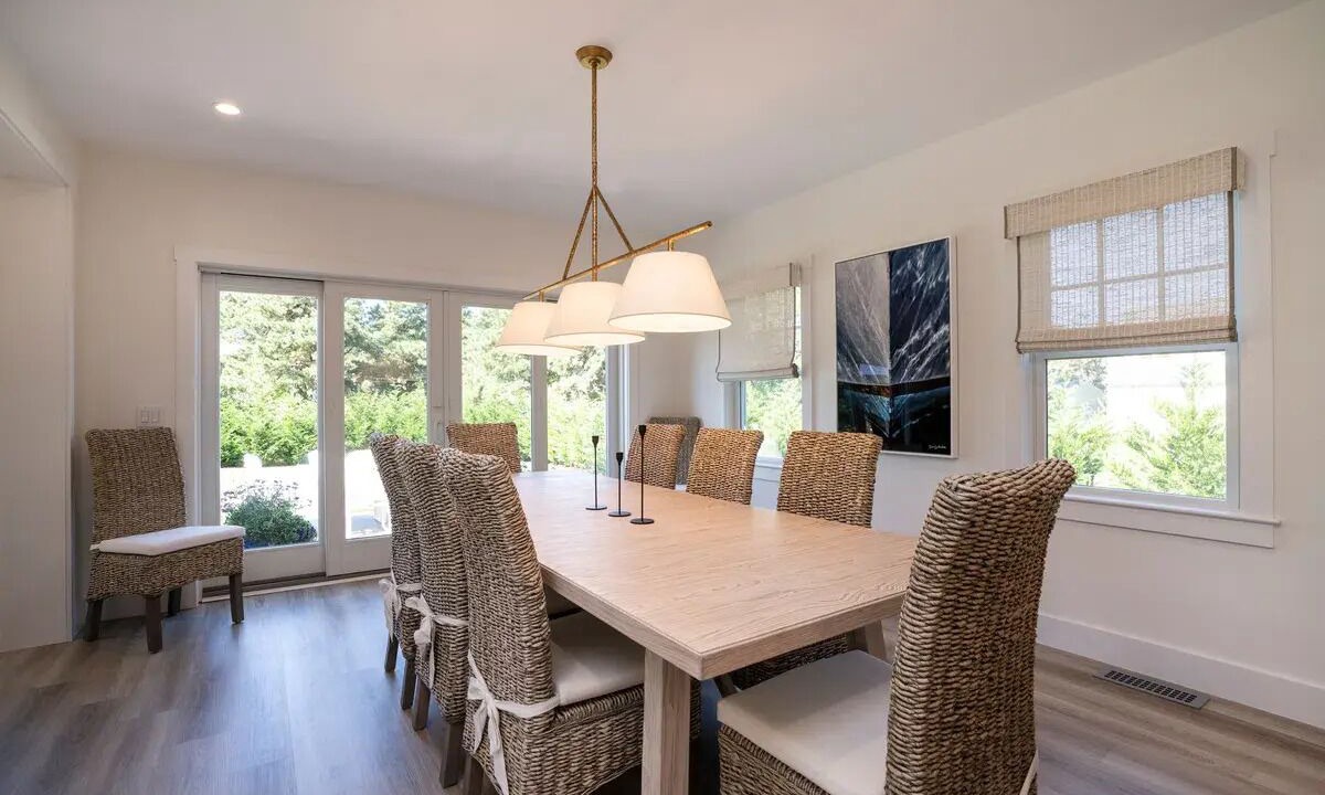 Photo of Others in Surfside