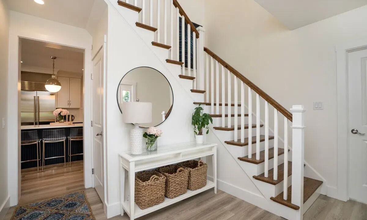 Photo of Others in Surfside