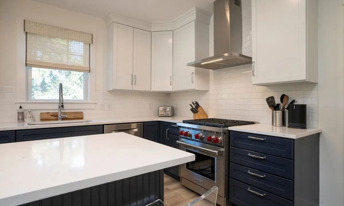 Photo of Kitchen in Surfside