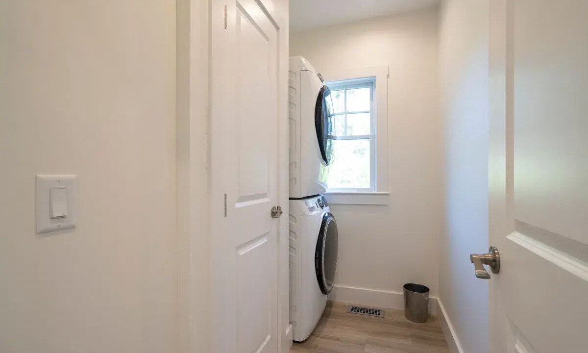 Photo of Others in Surfside