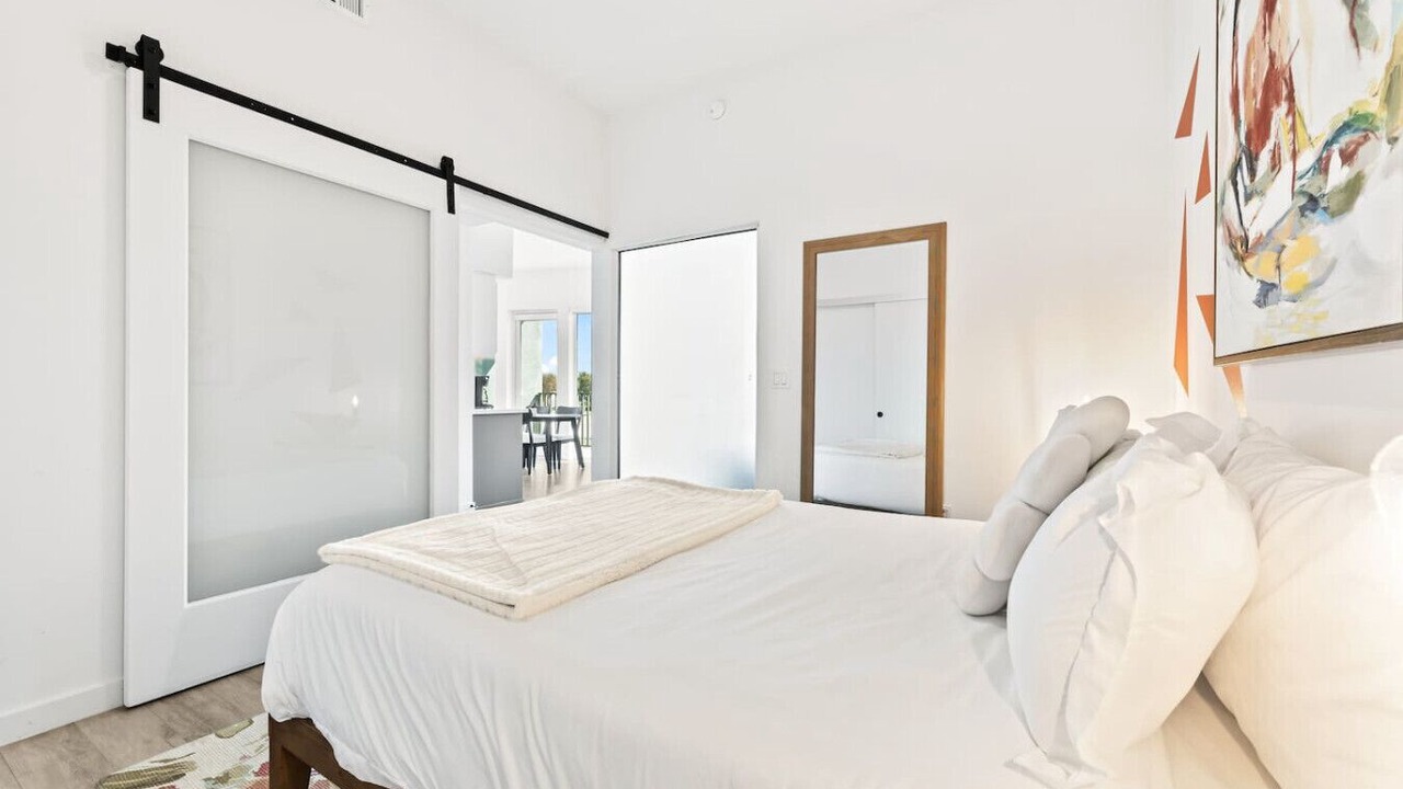 Photo of Bedroom in Downtown Los Angeles