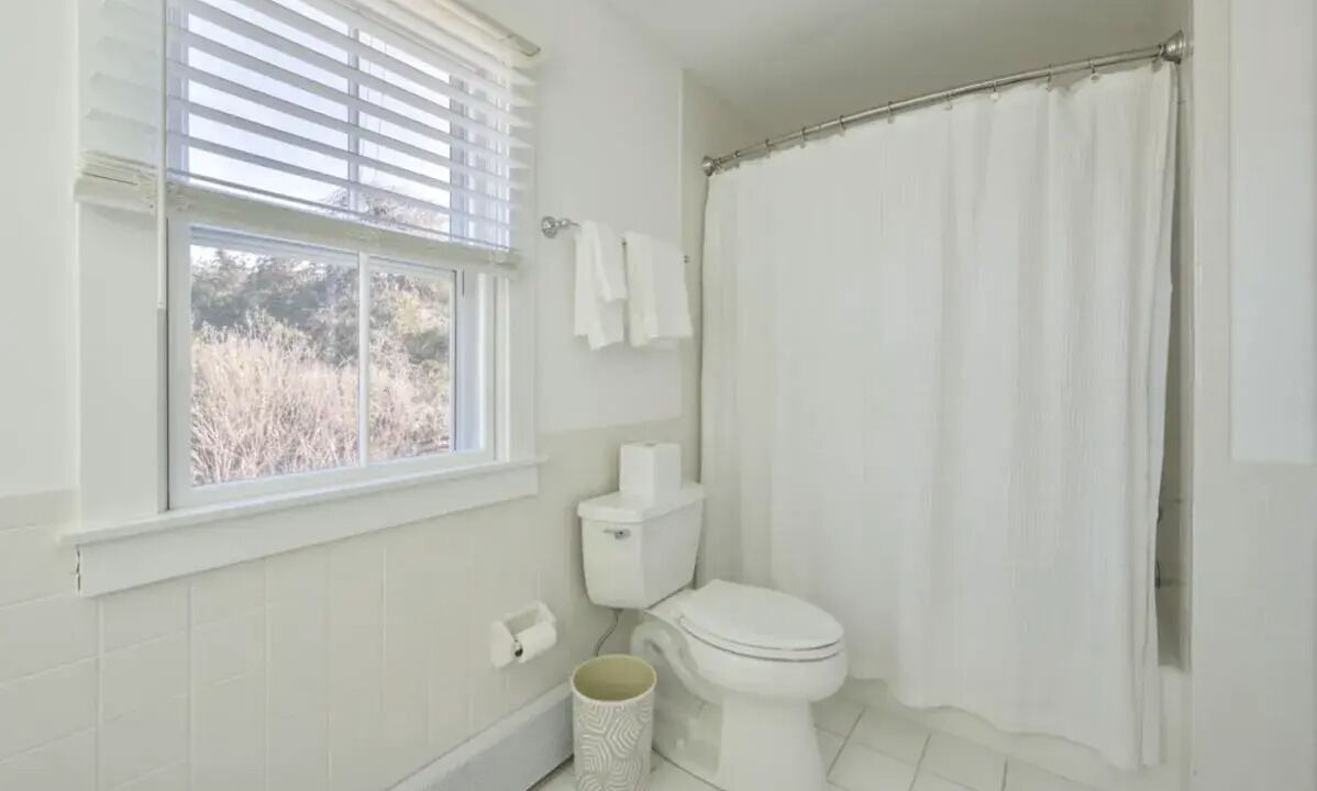 Photo of Bathroom in Monomoy