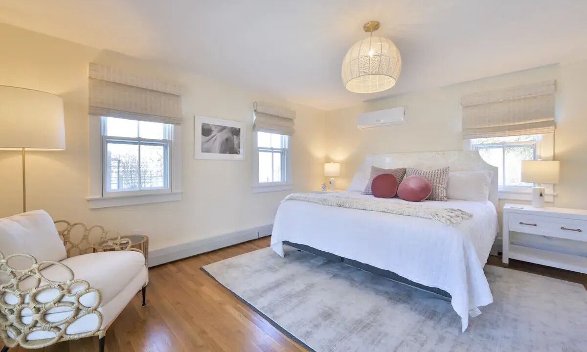 Photo of Bedroom in Monomoy