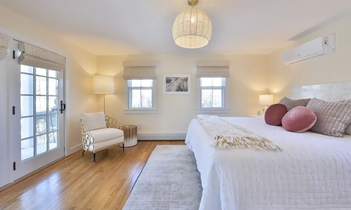 Photo of Bedroom in Monomoy