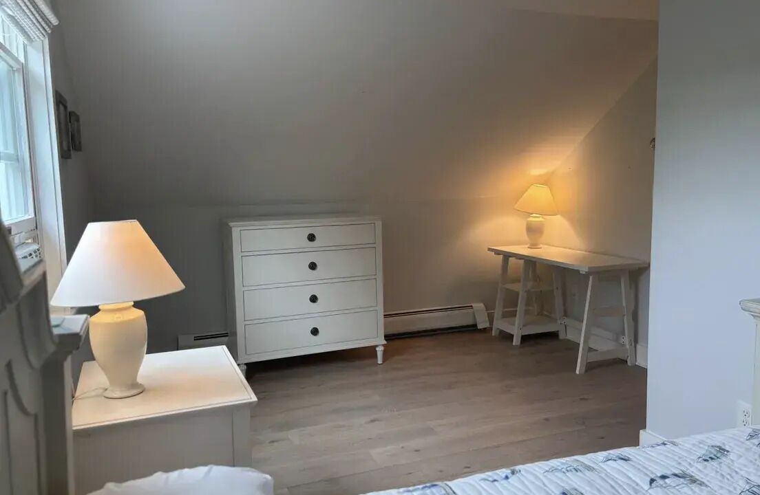 Photo of Bedroom in Surfside