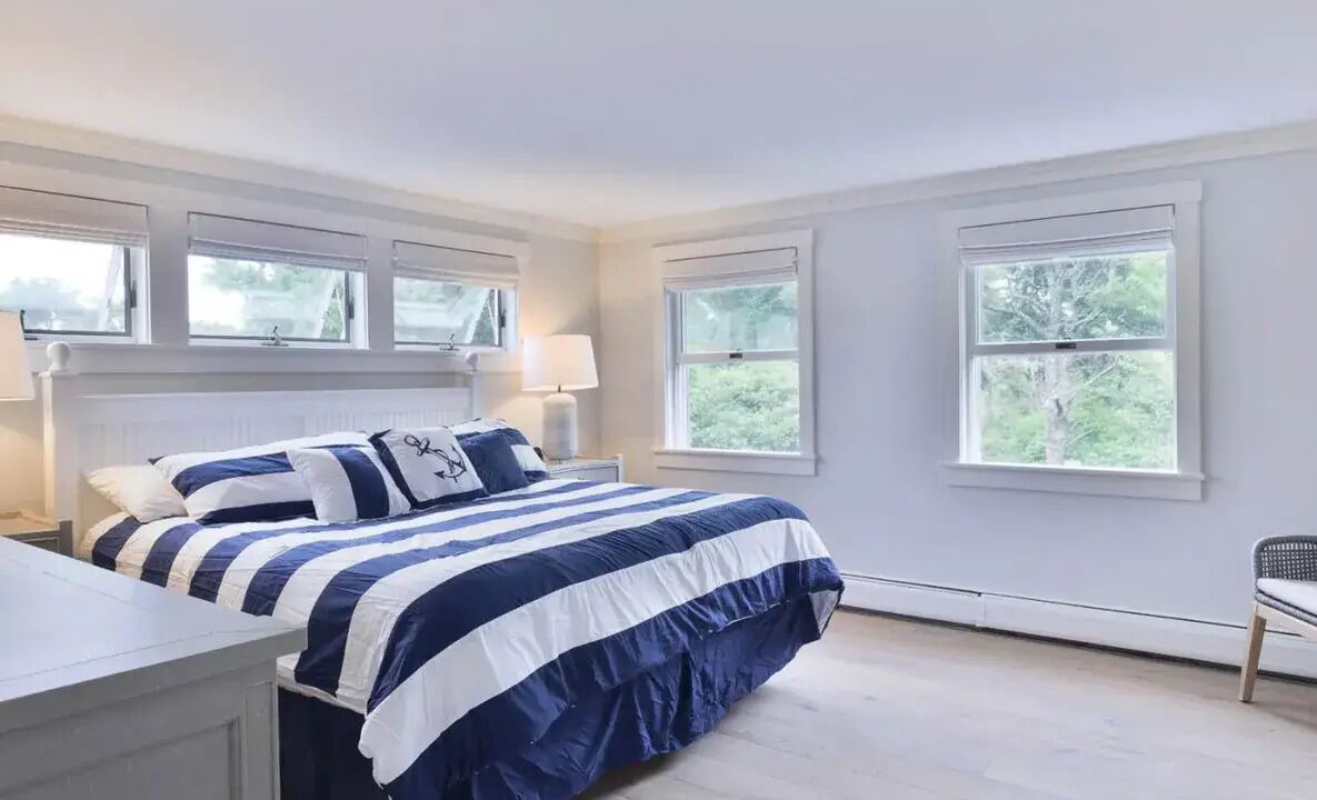 Photo of Bedroom in Surfside
