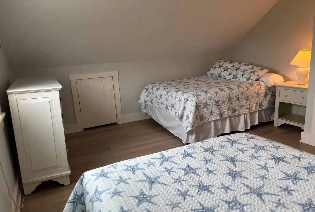 Photo of Bedroom in Surfside