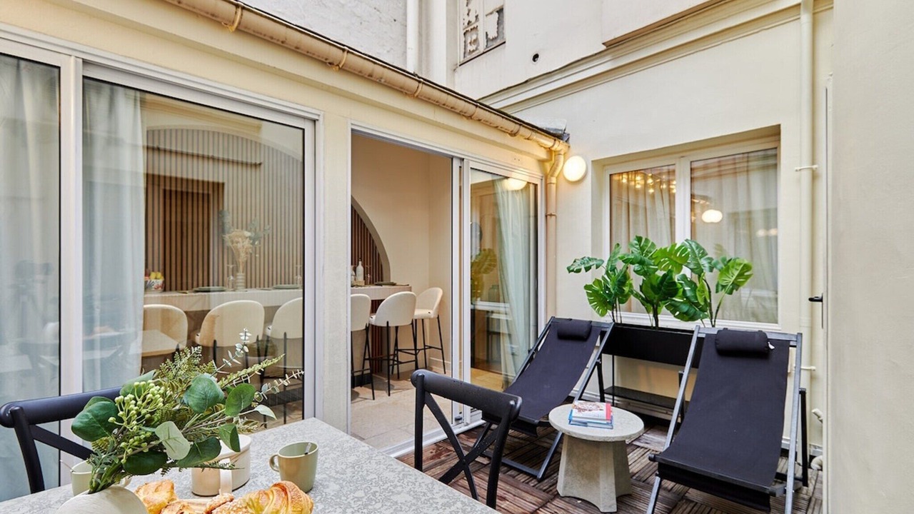 Photo of Outdoor in Porte-Dauphine