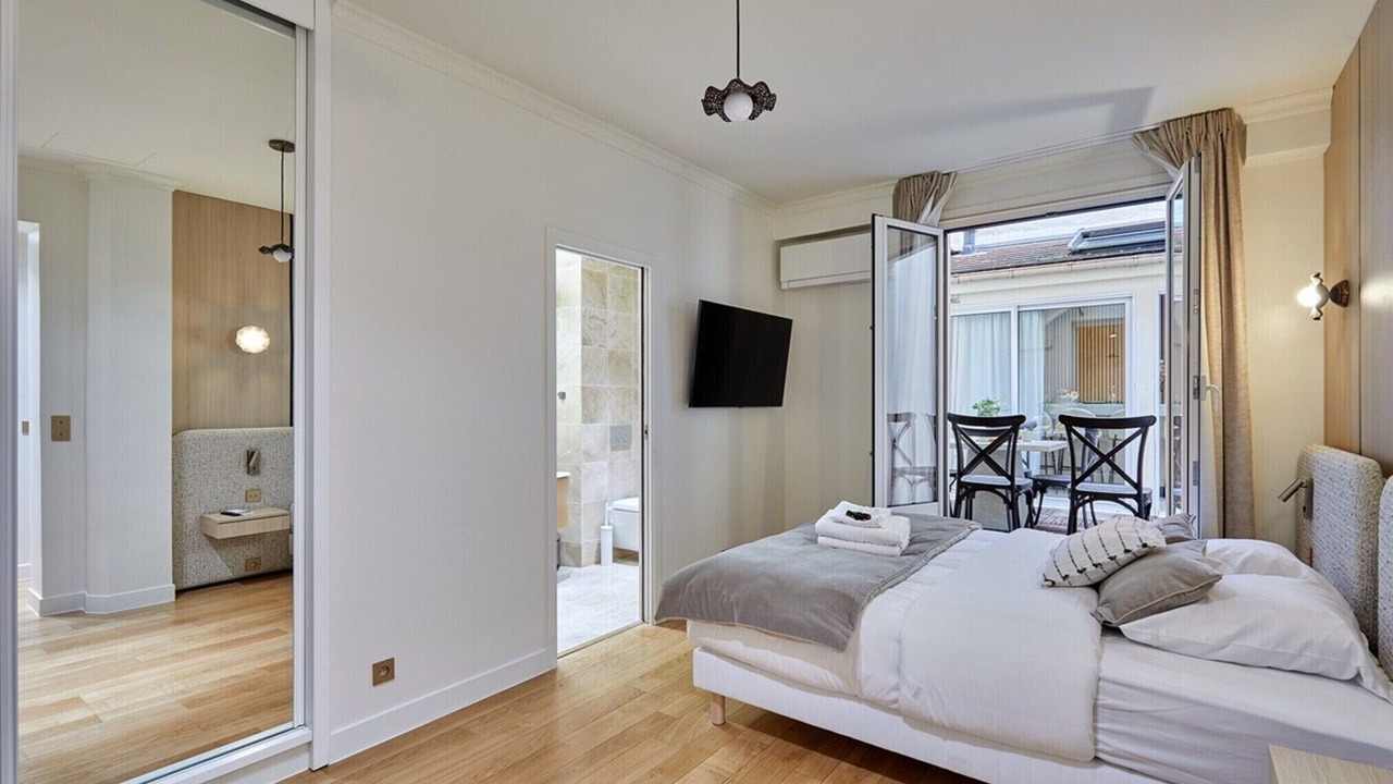 Photo of Bedroom in Porte-Dauphine