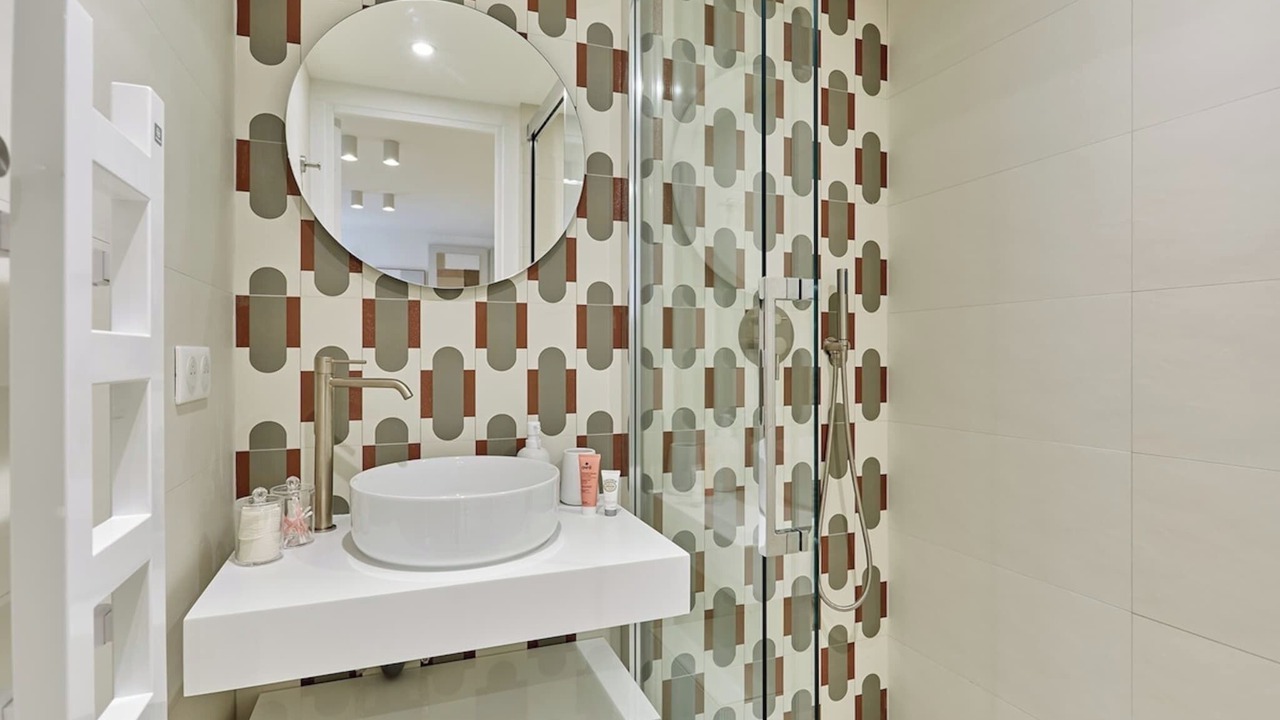 Photo of Bathroom in Quartier du Mail