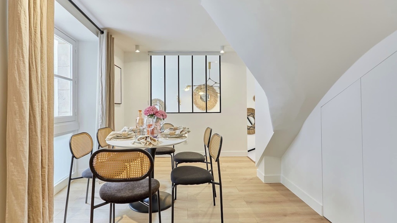 Photo of Others in Quartier du Mail