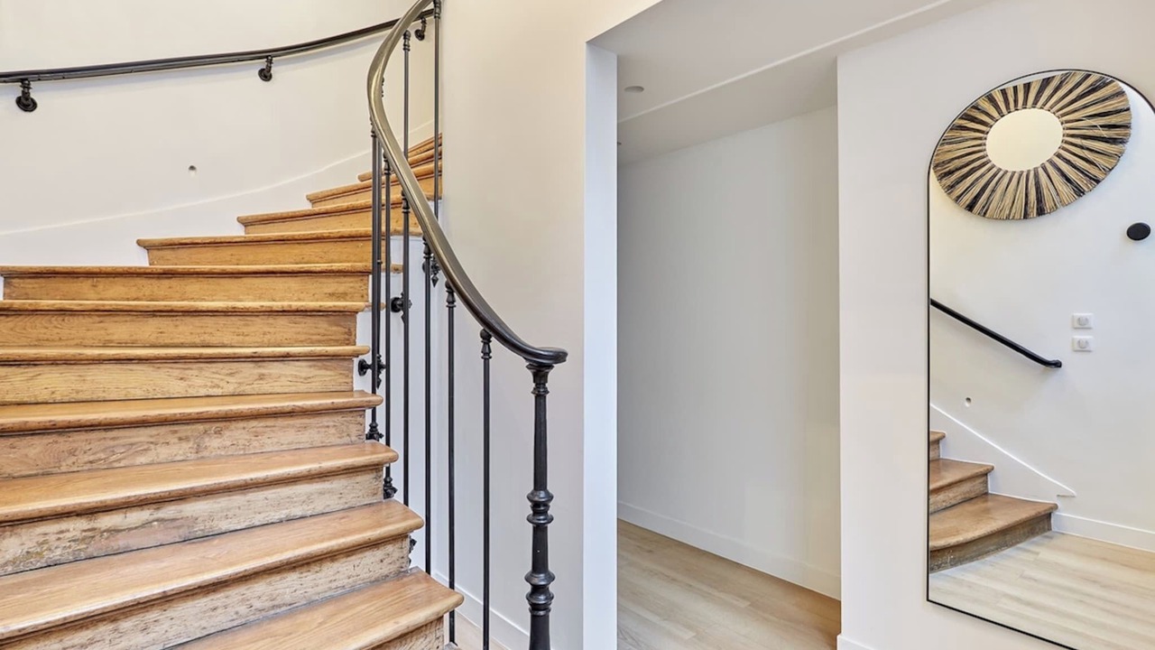 Photo of Others in Quartier du Mail