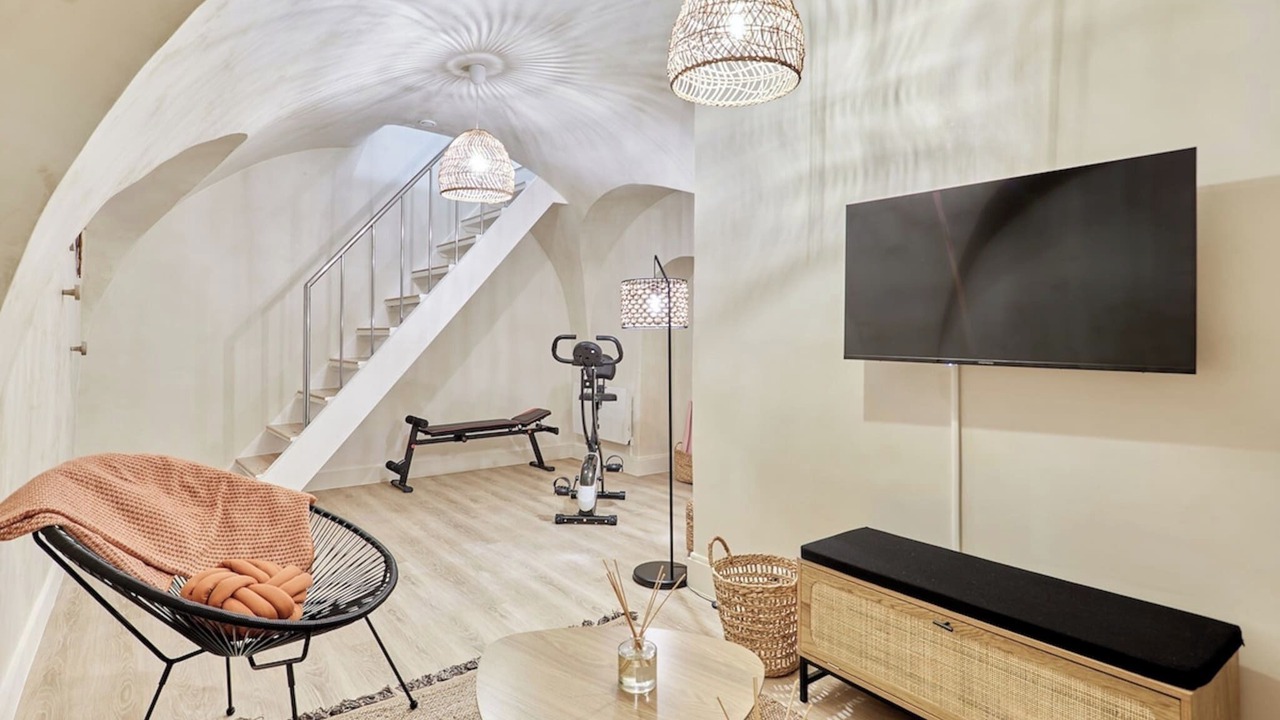 Photo of Others in Quartier du Mail