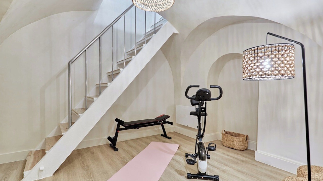 Photo of Others in Quartier du Mail