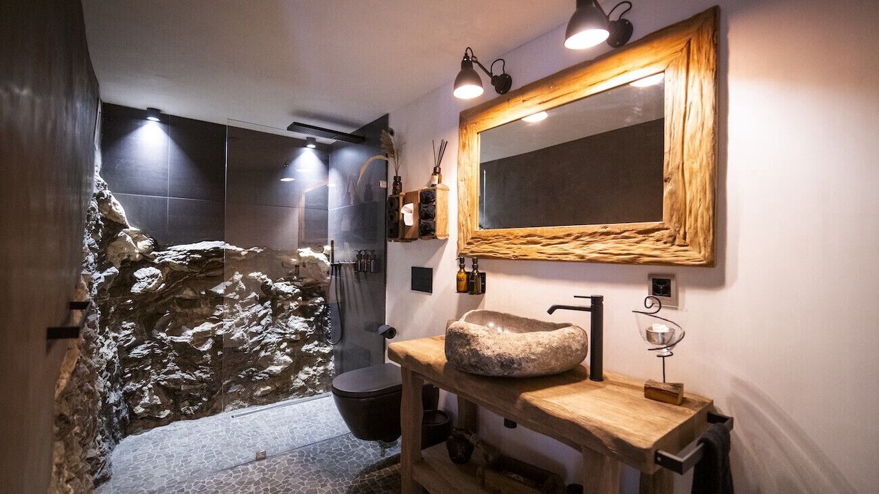 Photo of Bathroom in Sent