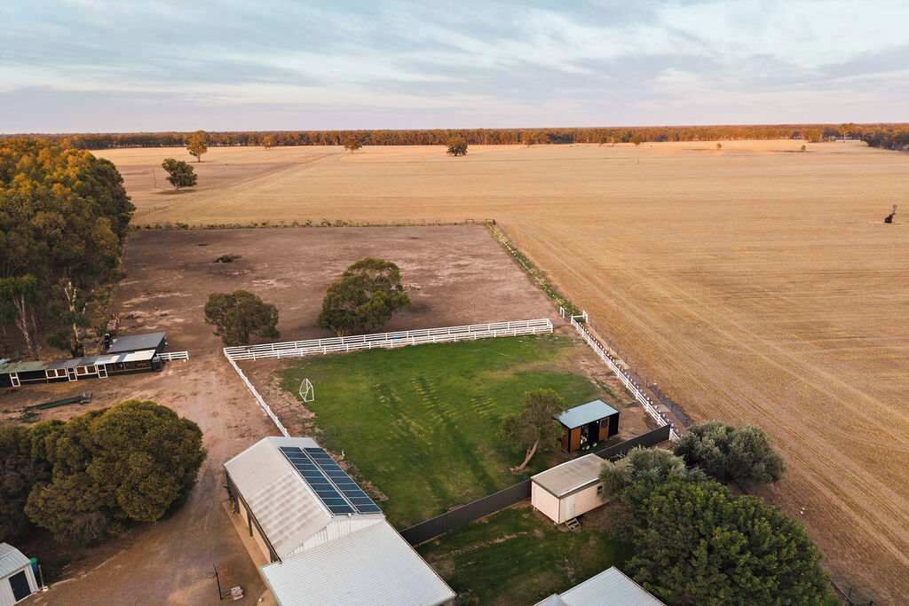 Photo of Outdoor in Koonoomoo