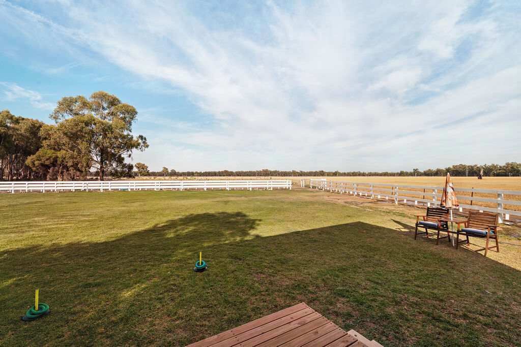 Photo of Outdoor in Koonoomoo