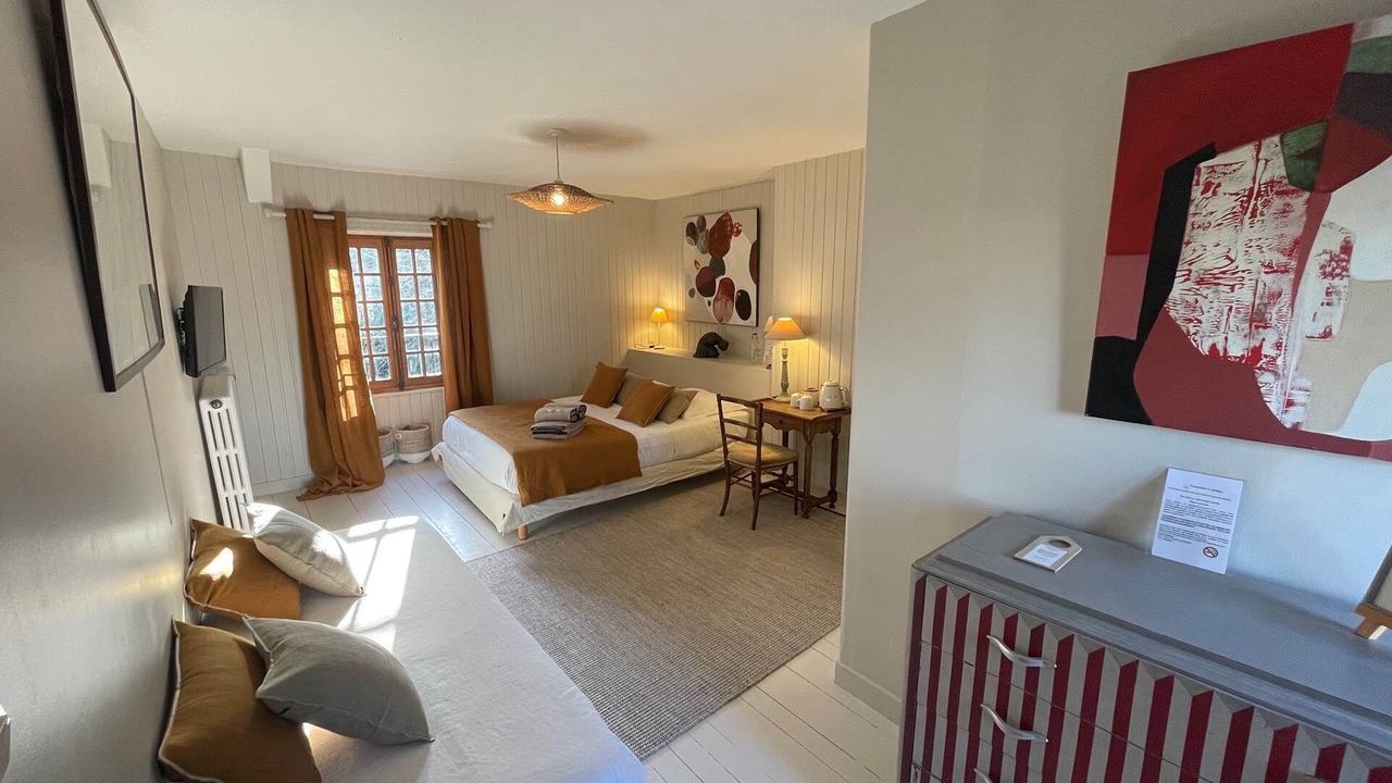 Photo of Others in Le Rosais-La Flourie